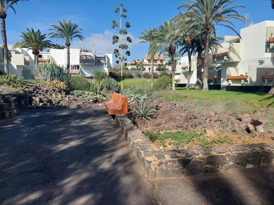 Lovely Apartment With Pool Costa Del Silencio Buitenkant foto